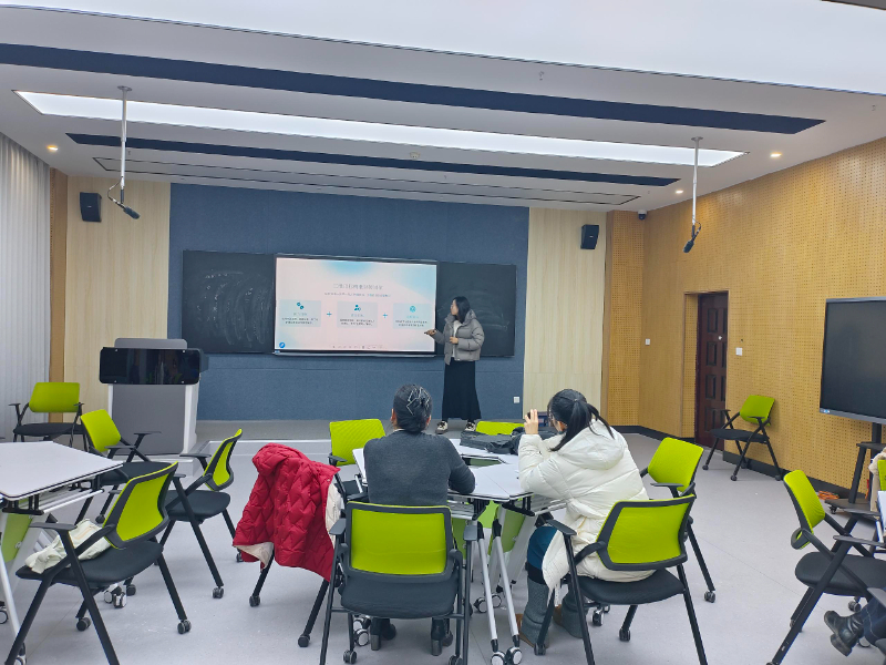 敖晓丹.jpg 敖晓丹.jpg